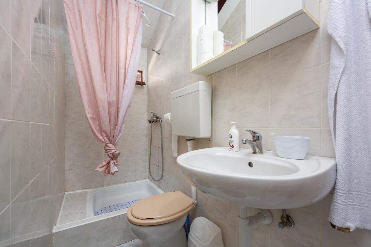 Amore House With Apartment Умаг Экстерьер фото