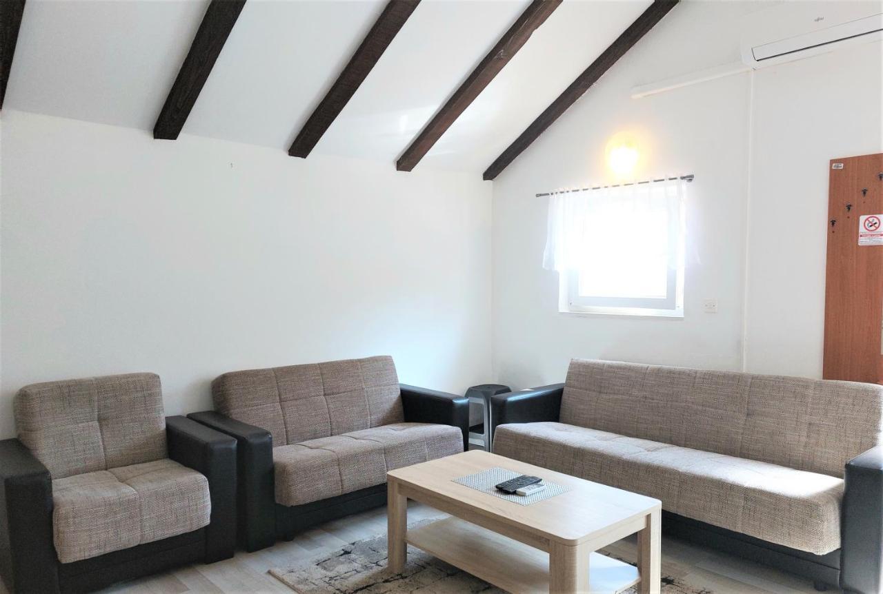 Amore House With Apartment Умаг Экстерьер фото